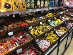 零售区-来伊份1038(新村路三店)