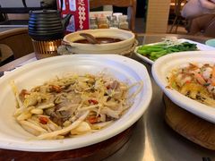 -潮界(LU·ONE凯德晶萃广场店)