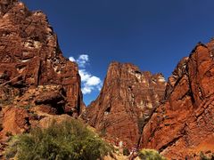 -天山神秘大峡谷
