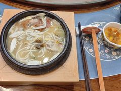 -梅贻琦先生旧居民国茶楼 过桥米线