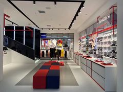 -王府井奥莱临潼小镇(临潼店)