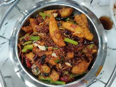 -凤凰路何眼镜香辣蟹(花果园店)