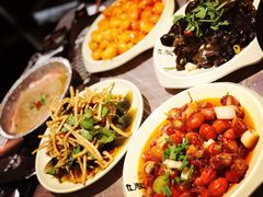 -巴厘龙虾·榜首油焖大虾(音乐学院·沿江酒馆店)