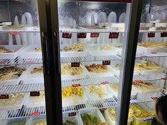 -马路边边麻辣烫(世纪金源店)