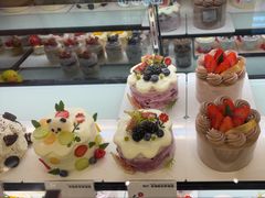 -花花卷卷·鲜食蛋糕(泉屋店)