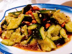 -霄汉牛三鲜湖北砂锅菜(万松园2店)
