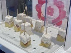 -花花卷卷·鲜食蛋糕(静安久光百货店)