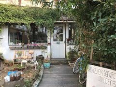 -海边的猫和咖啡馆