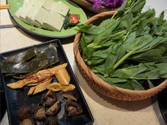 -一叶一世界·素食餐厅(锦华万达店)