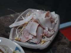 -渝大狮毛肚老火锅(解放碑店)