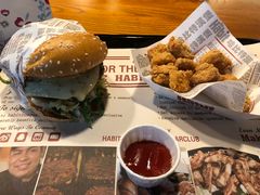 -The Habit Burger Grill 哈比特汉堡(复兴soho店)