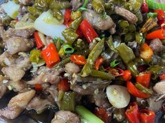 -廖哥泡椒兔(峨眉店)