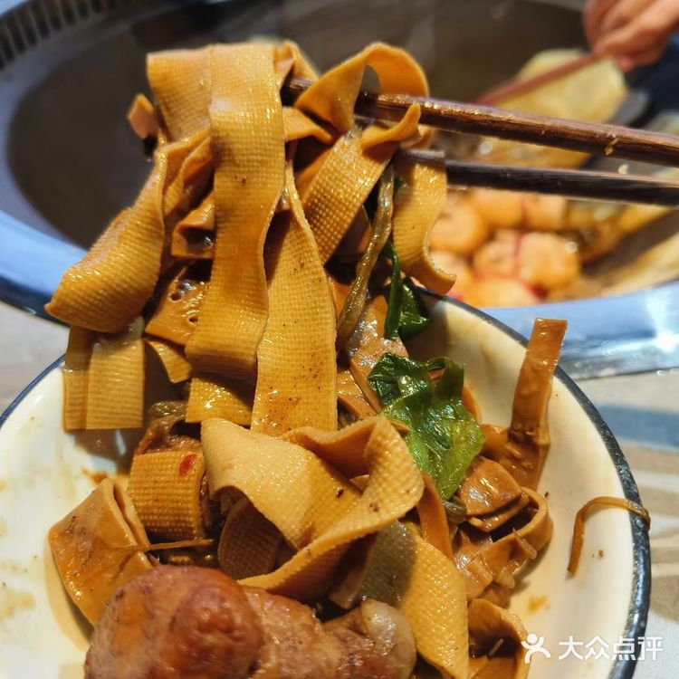 救命!!这家铁锅炖!!个人认为合肥No1