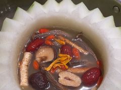 -得意咚瓜·顺德鱼生·冬瓜火锅(深圳首店)