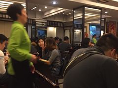等位区-添好运点心专门店(深水埗店)