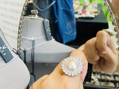 -广州周大福金融中心