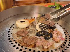 -陈叉子钢盆烤肉(中原万达店)