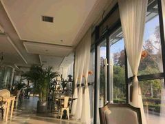 -MOMENT湖景餐厅(解放路店)