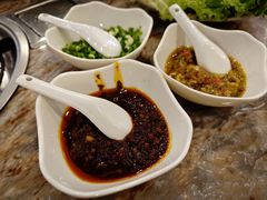 -鲁朗纳麦石锅鸡庄园