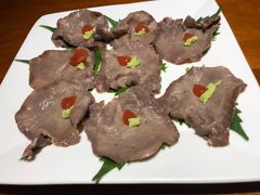 煎牛舌配梅肉芥末（新鲜紫苏叶）-牛玄庵日式寿喜烧·料理店(新源里店)