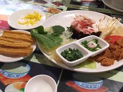 -桥香园正宗过桥米线(机场五店)