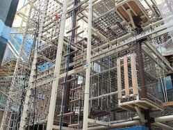 -PIPIKINGDOM皮皮王国欢乐号(欢乐海岸购物中心店)