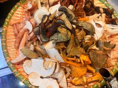 -草墩罗非鱼庄•野生菌•腊排骨(七星街上段店)