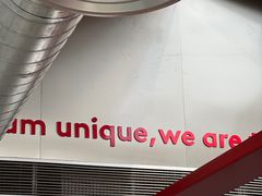 -UNI UNI(环亚凯瑟琳店)