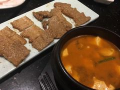 黑猪五花肉-猪啊牛呀羊啊铜盘烤肉(正大广场店)