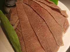 -九鼎轩脆毛肚火锅(宝山万达店)