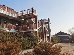 -大连步云山老汤度假山庄
