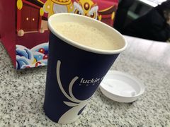 红茶拿铁-瑞幸咖啡(尚都国际店)