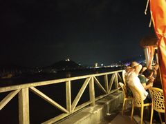 -沈家门海鲜夜排档(东港店)