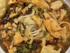-柳州肥姨妈大骨螺蛳粉(东靖路店)