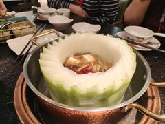 -得意咚瓜·顺德鱼生·冬瓜火锅(深圳首店)