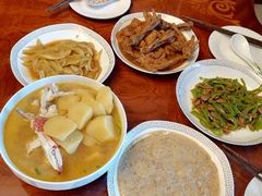 -爱的果实月嫂育婴师(世纪东方店)