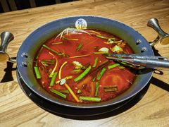 -贵厨酸汤牛肉(小十字店)