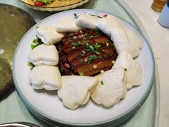 梅菜扣肉-鑫巴蜀小镇 · 水煮鱼专研店(玉桥店)