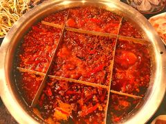 -邓莽子老火锅(中兴路总店)