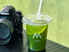-M Stand(南京紫峰大厦店)