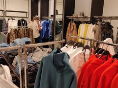 -ZARA(恒隆广场店)