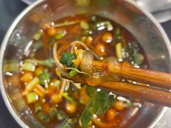 -鸿顺老铁锅美蛙鱼府(解放碑店)