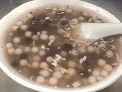 -芳婆糕团店(王府大街店)