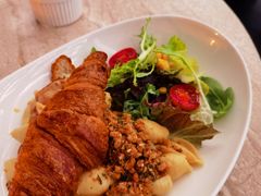 咸蛋黄肉松炒面可颂全餐-玲婧胡同·生日蛋糕·餐厅(嘉里城店)