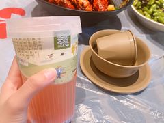 -肥肥虾庄·金牌油焖大虾(杨园滨江时代walk店)