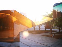 -东浩兰生上海世博展览馆