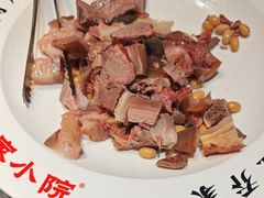 -乔家小院•非遗驴肉•本地小海鲜(滨河路店)
