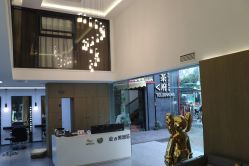 -诗悦发型烫染SALON