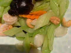 -红樱桃·欢乐餐厅(太原里店)