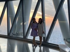 -广州塔卢特斯法国旋转餐厅